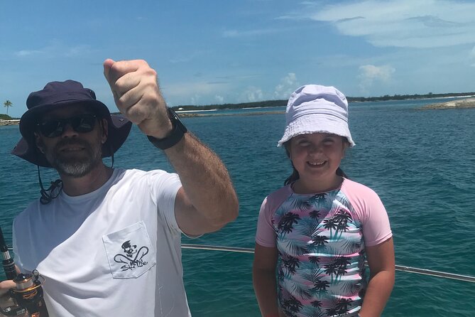 4-Hour Fishing Charter in Nassau - Drinks, snacks, and the social side