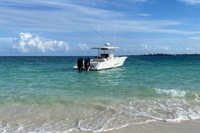 8 hours 34ft Day Dream Private Charter in Nassau - A private Nassau charter with room to change plans