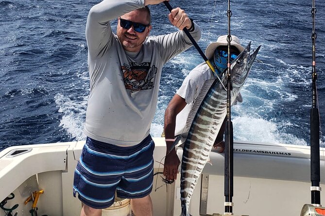 8 hours 34ft Day Dream Private Charter in Nassau - Fishing, from serious goal to family activity