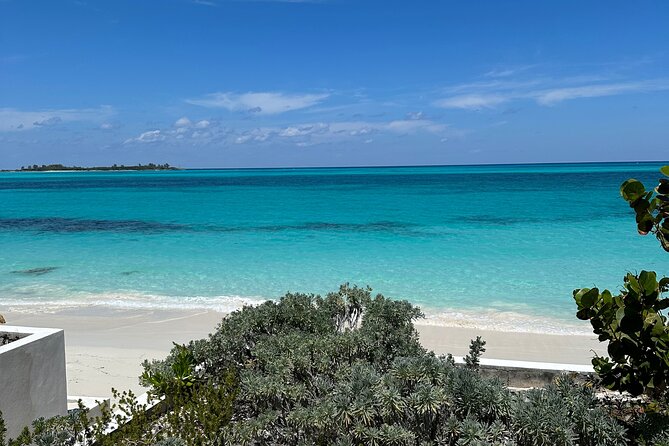 8 hours 34ft Day Dream Private Charter in Nassau - Price and the question of value