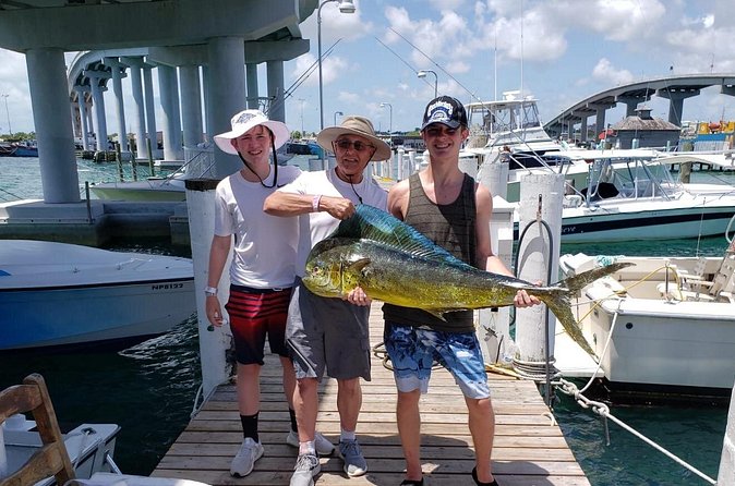 8 hours 38ft Reel Dreams Private Charter Nassau - Light tackle and reef fishing for reliable action