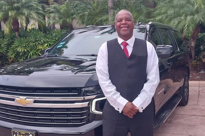Bahamas Airport One Way Private Transportation (Departure Only) - Meeting your chauffeur at the hotel