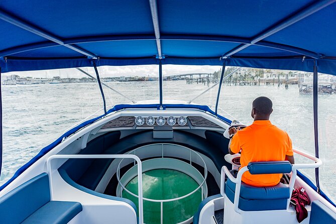 Bahamas on a Semi Submersive Glass Bottom Boat - What the 90-minute route includes