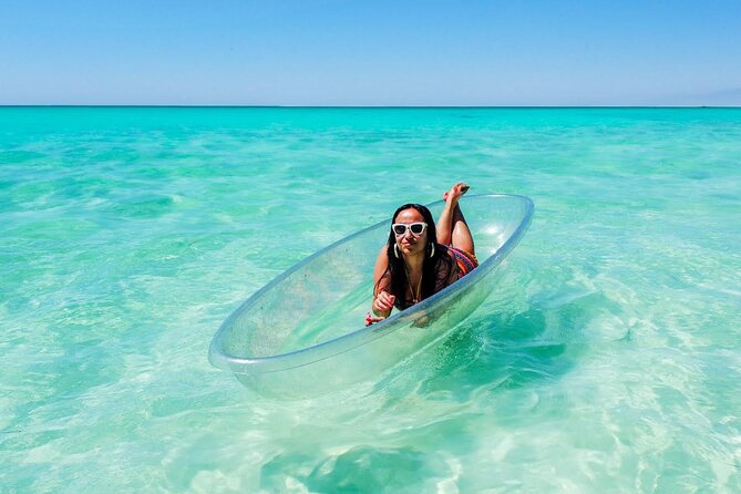 Beach Day and Clear Kayak Photoshoot in Bahamas - What the $150 price really covers
