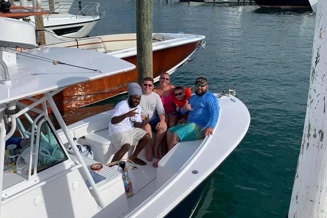Bluefinn242 Swim with the Turtles in Nassau Bahamas - What the crew adds to the experience