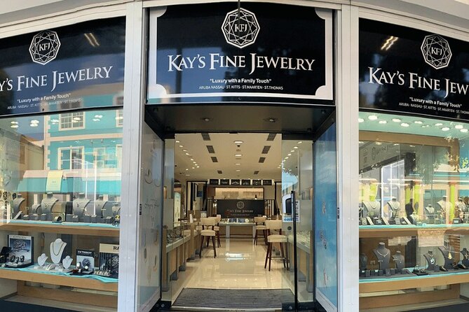 Champagne and Diamond Shopping Experience in Downtown, Bahamas - A Champagne Welcome in Downtown Nassau