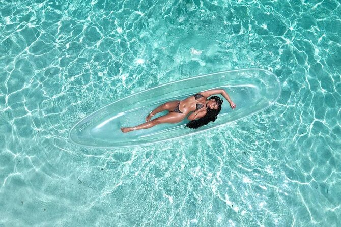 Clear Kayak Drone Photoshoot in Nassau Bahamas - What happens during the one-hour session