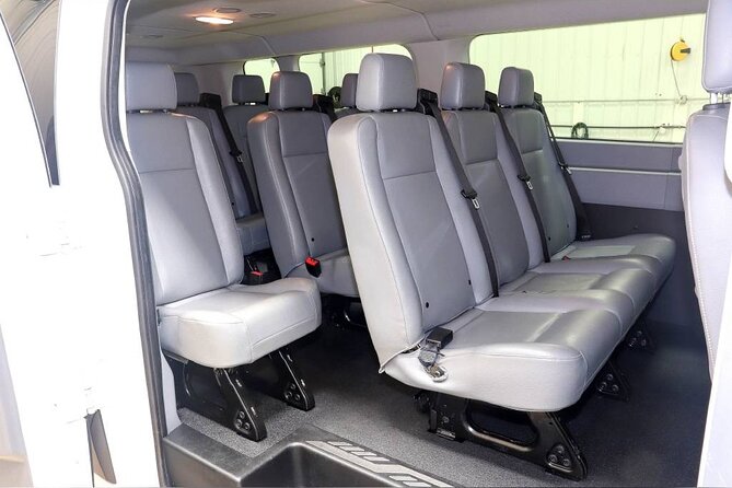 Direct Private Airport Transfer four or more Persons (one way) - A private ride with mixed vehicle reports