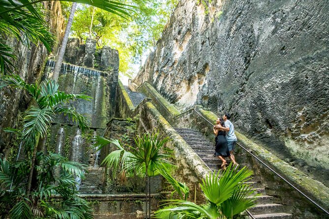 Discover Nassau Sightseeing Tour plus Atlantis Resort Visit - Seeing Nassau from the coach