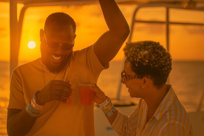 Grand Bahama Catamaran Sunset Cruise with Drinks and Snacks - Practical tips for making the evening better