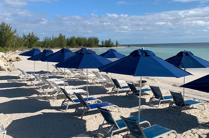 Junkanoo Village Beach Club with Lunch - Service and the Feel of the Club