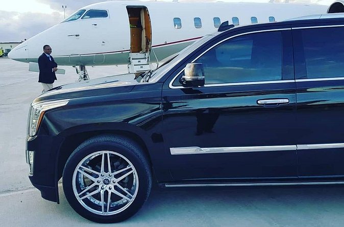 Luxury Escalade Cadillac Private Roundtrip Transportation - Cadillac Escalade promise versus the actual vehicle