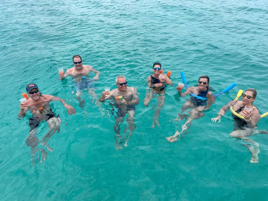 Nassau: 3 Islands Boat w/ Swimming Pigs, Snorkeling & Turtle - Who should book this boat trip?