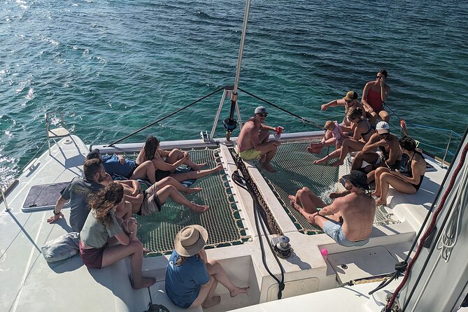 Nassau 3-stops: Snorkeling, Swimming Pigs, Turtles & Lunch - A real lunch, plus rum punch and snacks