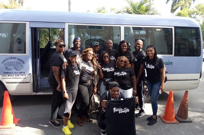 Nassau Airport Group Round-Trip Transfers - A chauffeur who adds local context