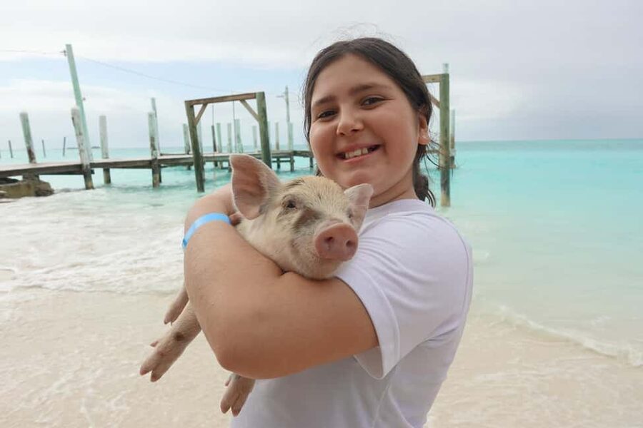 Nassau ATV & Swimming Pigs Tour - Guava duff and lemonade at The New Duff