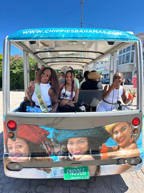 Nassau: Bahamas Culture Tour with Electric Trolley and Water - The Queen’s Staircase and Nassau’s historic center