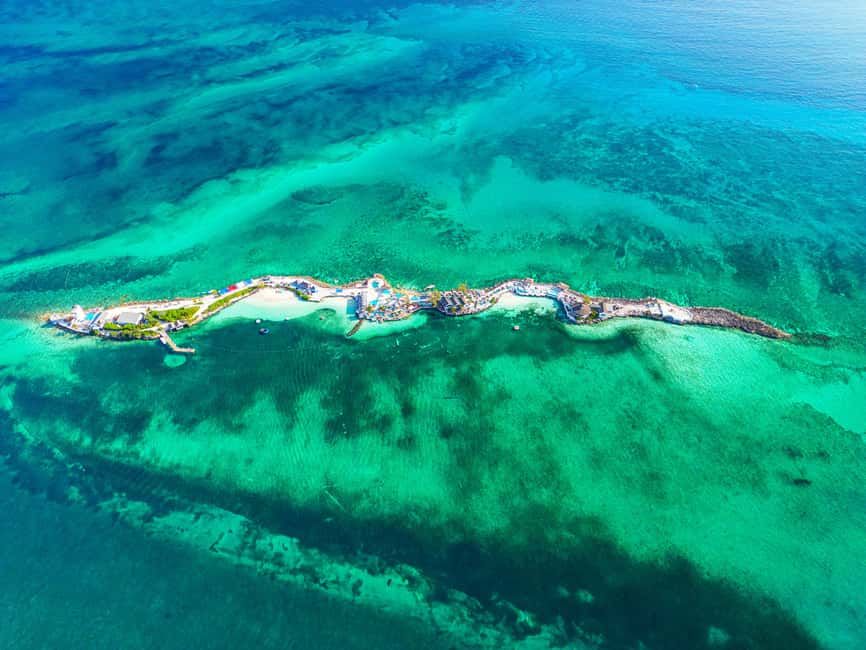 Nassau: Beach Day at SunCay incl. Lunch - Boat Tour - Guides, staff, and the feel of the day