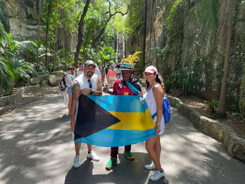 Nassau: E-Scooter Tour with Food Tasting and Local Drinks - Pompey Museum gives the route needed weight