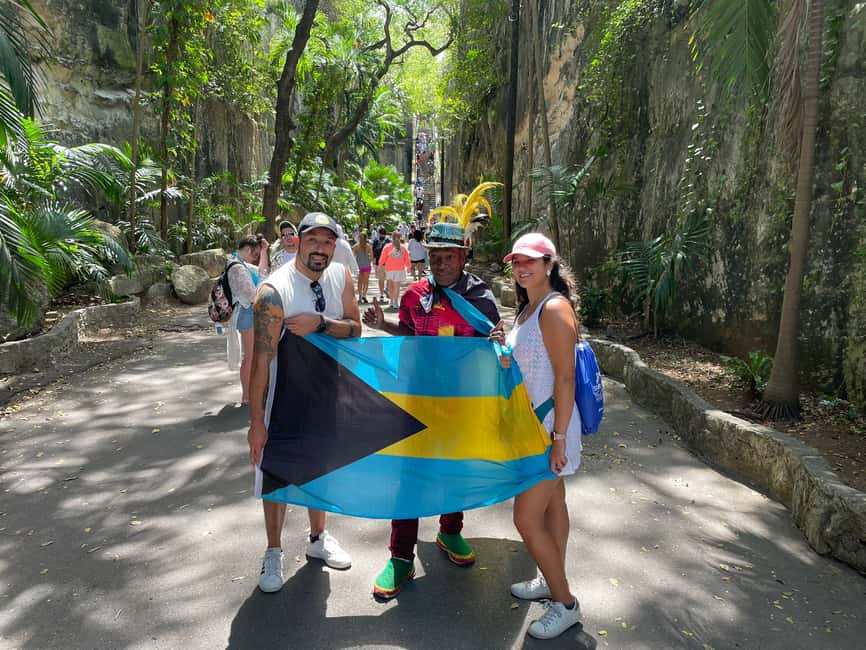 Nassau: E-Scooter Tour with Food Tasting and Local Drinks - Why this is a smart way to see Nassau in two hours