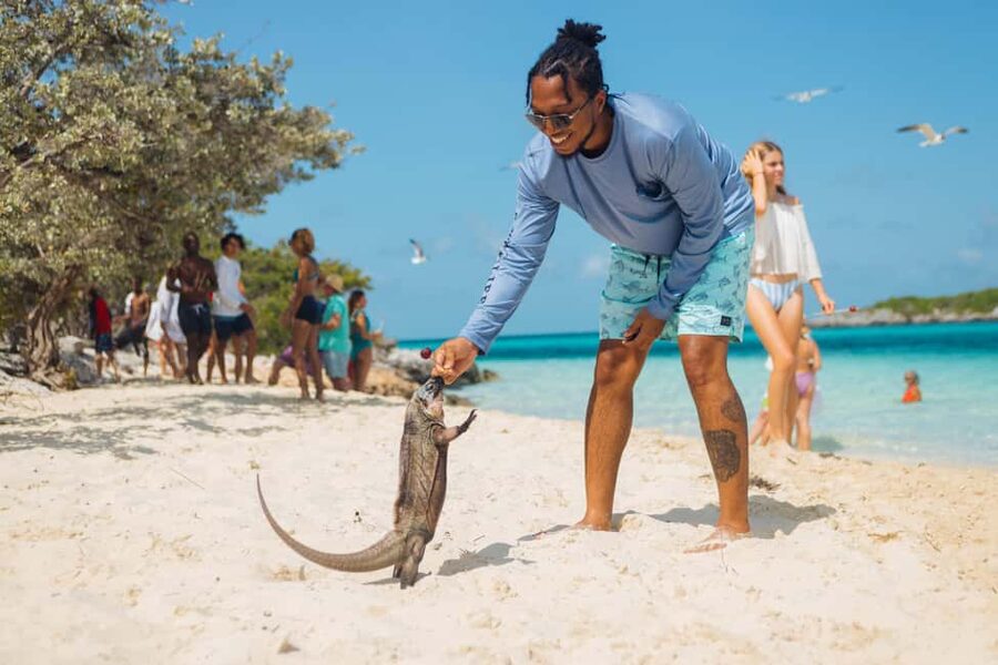 Nassau: Exuma Powerboat Day Trip - How the timing affects your day