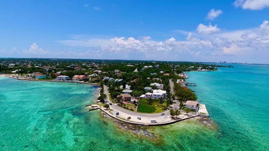 Nassau: Historic City Tour with Drink and Food Tasting - From your hotel to Fox Hill Village