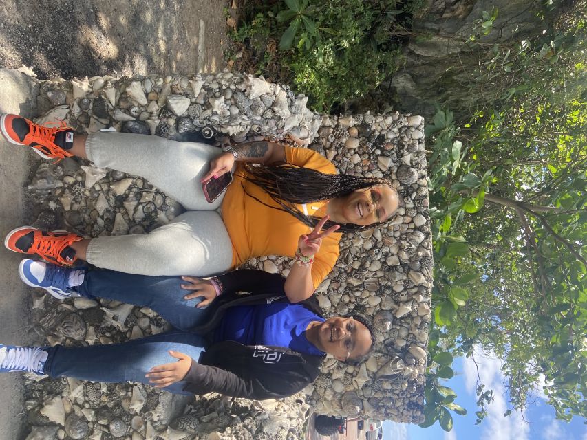 Nassau: Historic City Tour with Drink and Food Tasting - John Watling’s Distillery and island drinks