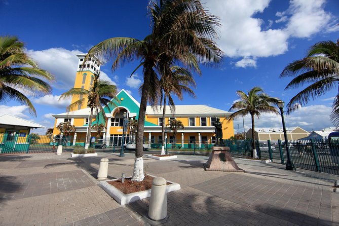 Nassau Island Highlights Sightseeing Tour - Graycliff Chocolatier for a short sweet break