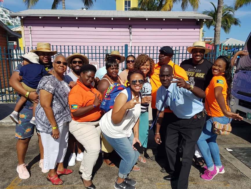 Nassau: Island Highlights Tour with Rum Tasting - Rum cake and chocolate bring the island to the table