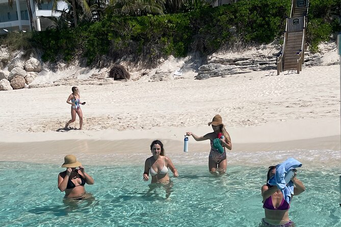 Nassau Optional Cay Hopping Tour on Rose and Pearl Island plus - Pearl Island snorkeling over a coral reef