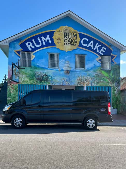 Nassau: Private City Highlights Tour - Parliament Square and Rawson Square
