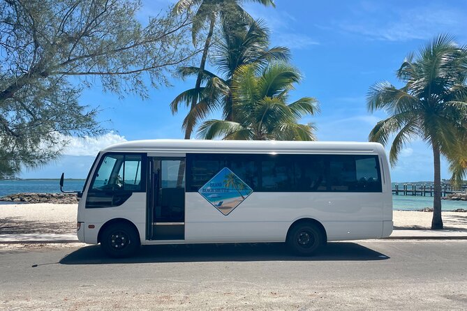 Nassau Private Highlights Sightseeing Tour - Atlantis gives you 30 minutes on Paradise Island
