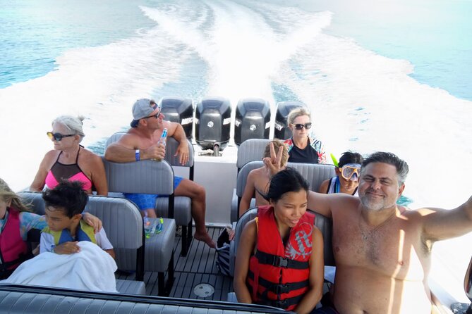 Nassau: Private Island & Snorkeling, Turtles, Drinks, & BBQ - What lunch is really like