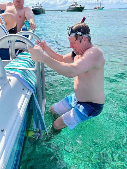 Nassau: Reef Snorkeling, Turtles, Lunch & Private Beach Club - Timing matters more than you might expect