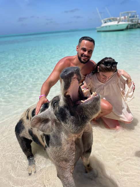 Nassau: Rose 3-Island Tour with Snorkeling and Lunch - Cruising through the Atlantis tunnel