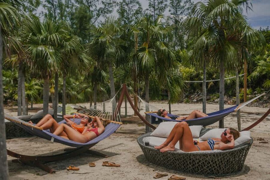 Nassau: Rose Island's Sand Dollar Beach Resort - Key points to know before you book