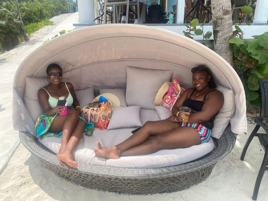 Nassau: Rose Island's Sand Dollar Beach Resort - The 360-degree island observatory