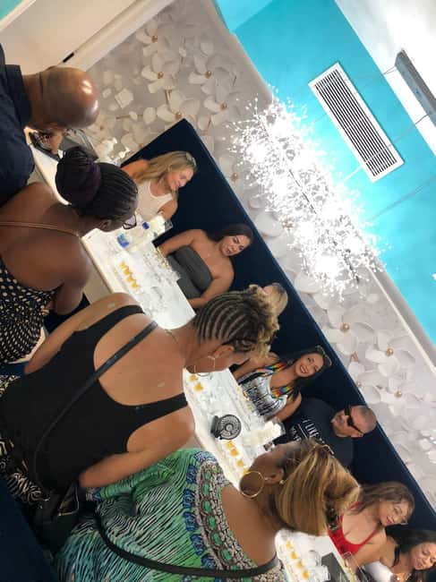 Nassau: Rum Cocktails and Fritter Making Experience - A Nassau food experience built around rum and conch