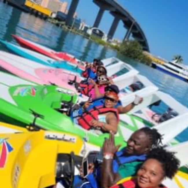 Nassau: Self Drive Speed Boat & Guided ATV Tour + Free Lunch - What lunch really adds to the package