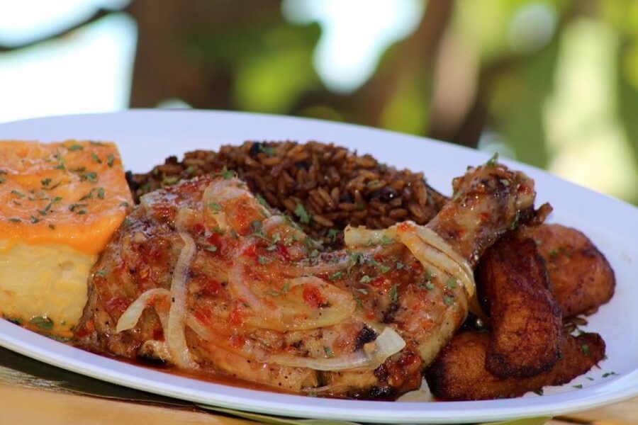 Nassau: Sip, Sample & See, Food & History Bus Tour - Pickup, timing, and mobility
