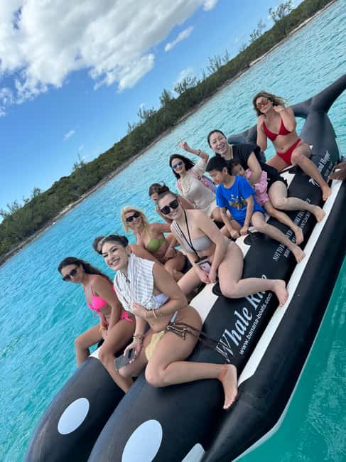 Nassau: Swimming Pigs and Turtles Boat Tour with Snorkeling - Three islands, three very different stops