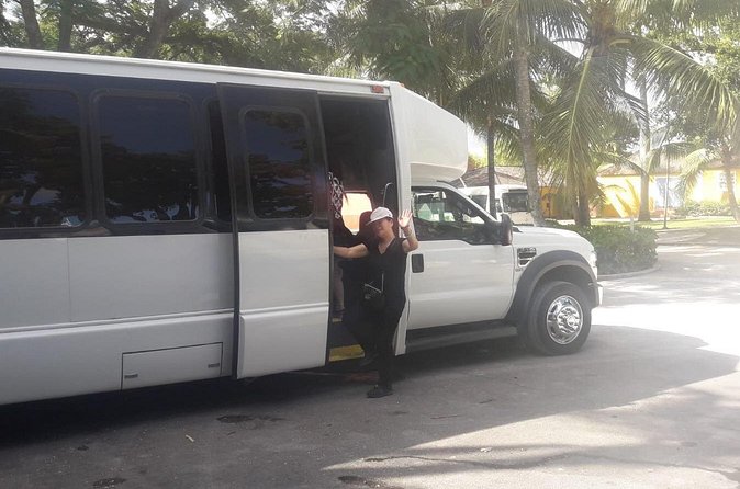 Nassau Transportation - Booking timing and cancellation rules