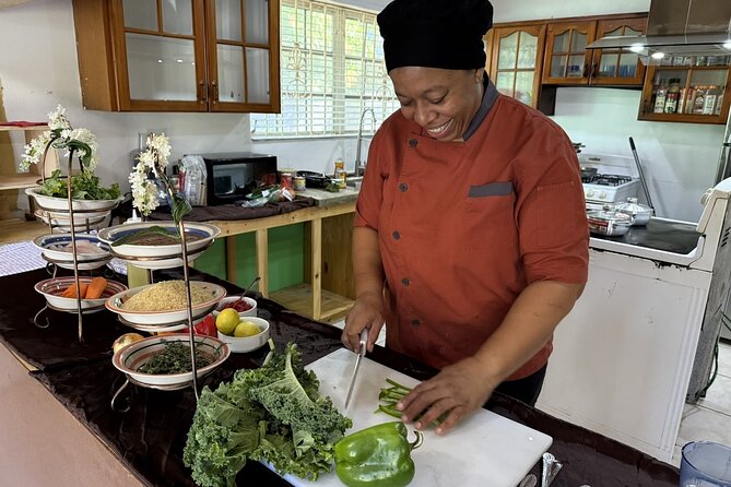 NEW! Authentic Bahamian Cooking and Cocktails with Transfers - A Bahamian meal begins at Seanette’s front door