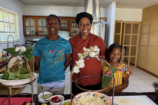 NEW! Authentic Bahamian Cooking and Cocktails with Transfers - Who will enjoy this Nassau cooking experience?