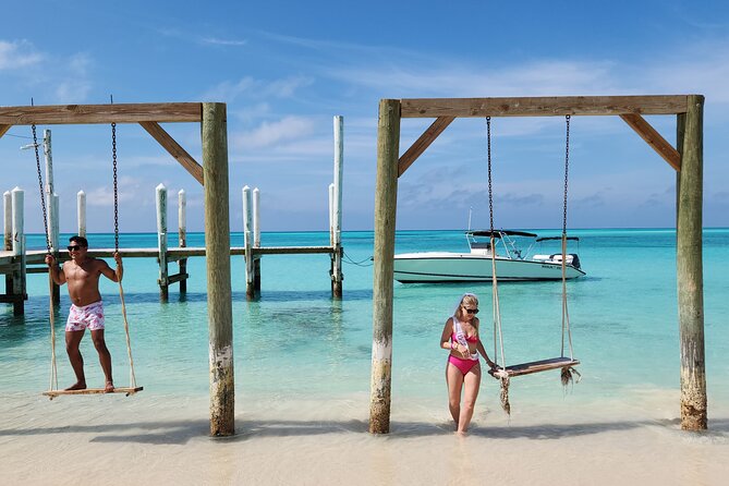 Private 4-Hour Rose Island charter Snorkeling Turtles & Beaching - Choosing a Rose Island beach