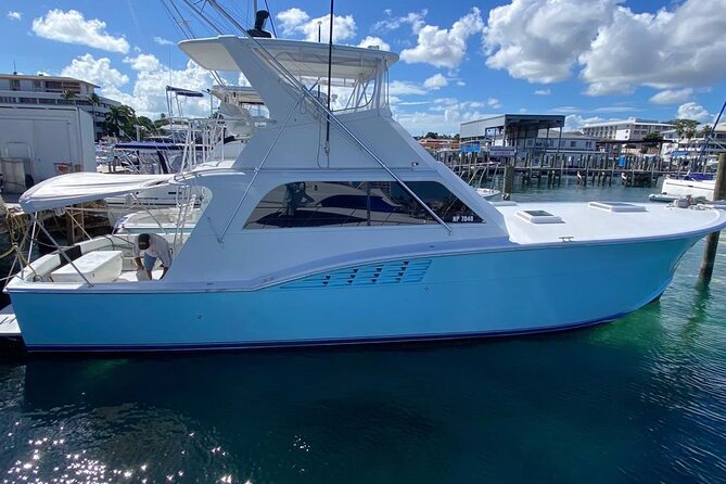 Private 45 Hatteras Sportfishing in Nassau - A Good Choice for Families With Children