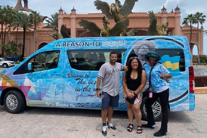 Private Airport/Hotels Transfers Nassau Bahamas - Why communication is one of the best features