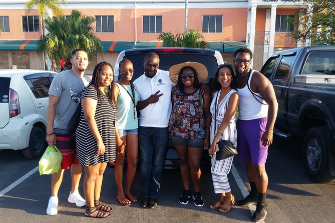 PRIVATE AirPort Transfer - A private ride instead of a shared shuttle