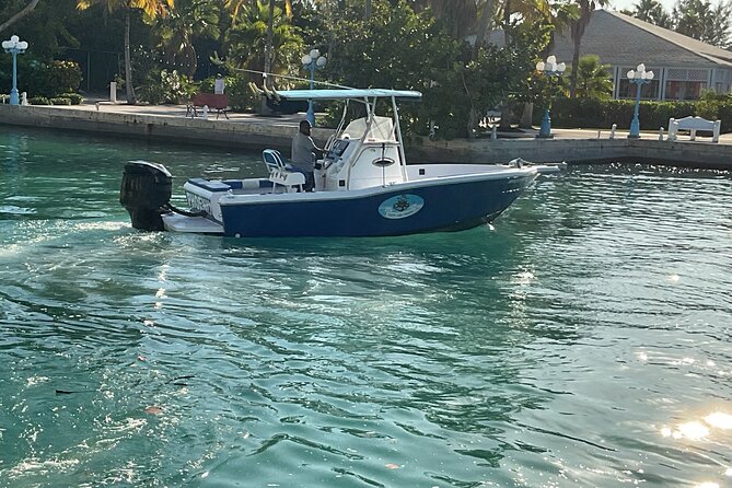 Private Boat Tours & Fishing Charters in Nassau, Bahamas - The crew and the feel of the day
