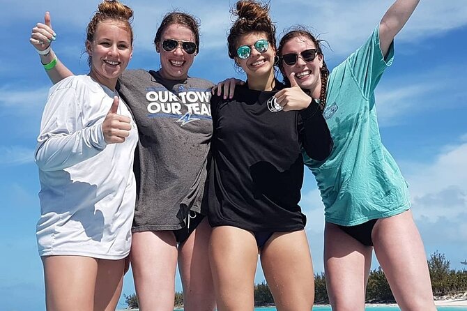 Private Charter for snorkeling, swimming pigs, turtles & fishing.... - A sensible four-hour plan